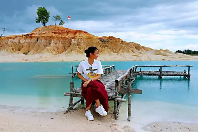 Dune di Bintan e laghi blu con pranzo di pesce incluso