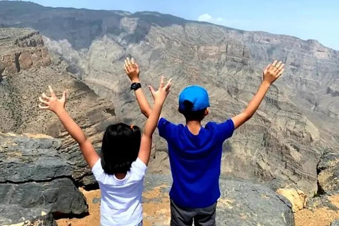 Nizwa et Jebel Shams : Fort, souk, vues sur la montagne