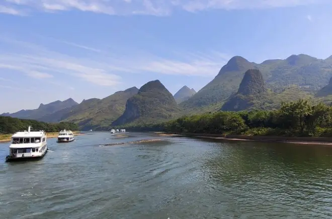 Rio Li de Yangshuo a Yangdi com carro e motorista particular