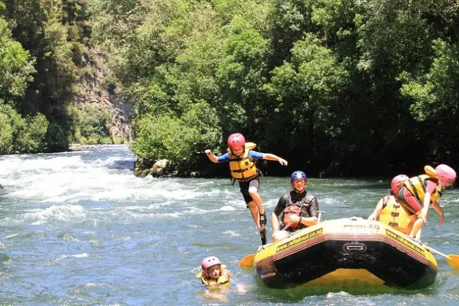 Río Rangitaiki rafting desde Rotorua: Rápidos de grado 2