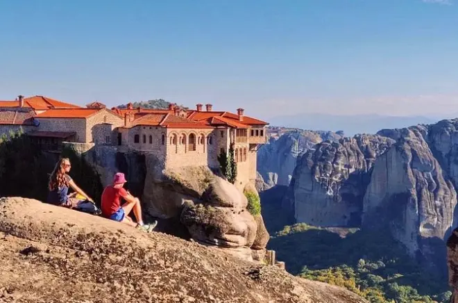 Tour guiado por 6 monasterios en Meteora desde Tesalónica