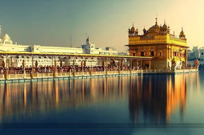 Amritsar Flughafentransfer: Privates Auto zu Hotels in der Stadt