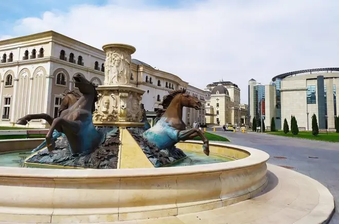 Tour di 2 giorni in Kosovo e Macedonia del Nord da Sofia