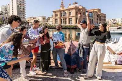 Tour privado de street food em Bari: Degustação na cidade velha