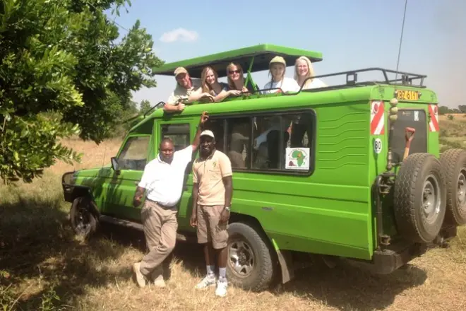 Safari d'une journée complète au parc national de Mikumi depuis Dar es Salaam