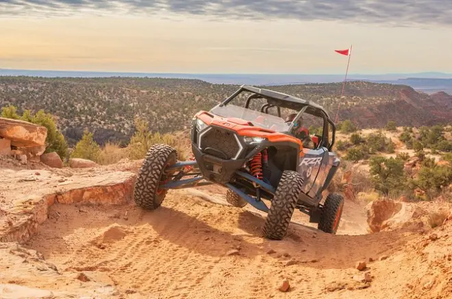 Zion Canyoneering & UTV Tour: Rappel Red Rock Canyons