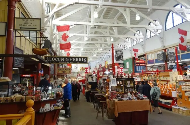 Tour a pé em Saint John: Reversing Falls e City Market