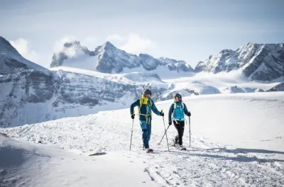 Dachstein Krippenstein Snowshoe Ticket: Cable Car & 3 Trails