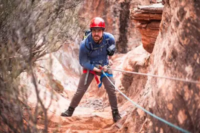 Demi-journée canyoning privé près de Zion : Rappel et slot canyons