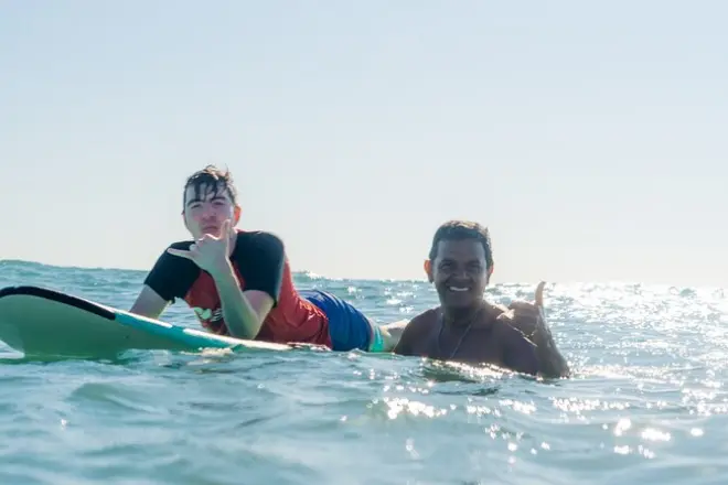 Leçons de surf à Sayulita : Apprendre à surfer au Mexique