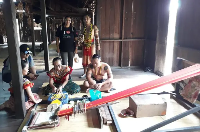 Semenggoh Wildlife & Crocodile Farm Tour: Kuching