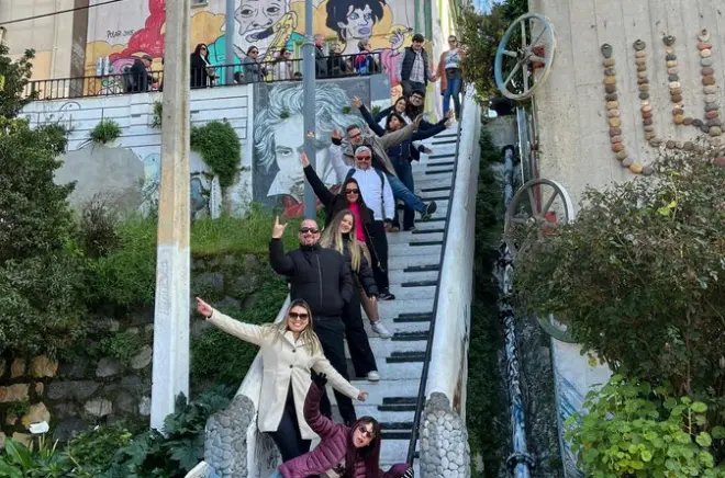 Valparaíso Viña del Mar tour: UNESCO hills & coast