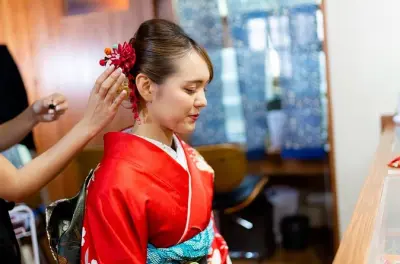 Kimono-Fotosession in Naha: Frisur, Make-up & Fotografie