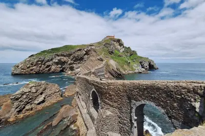 Game of Thrones Tour ab San Sebastian: Gaztelugatxe und Flysch
