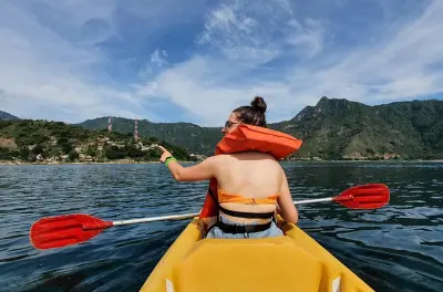 Kajakfahren auf dem Atitlán-See ab San Pedro La Laguna