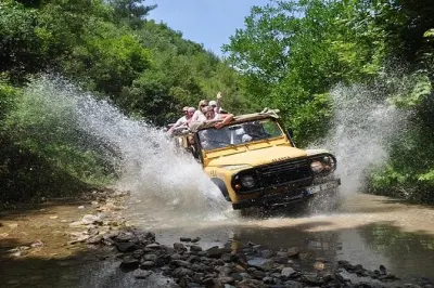 Dalyan Jeep Safari: Schwimmen am Köyceğiz-See & Yuvarlakçay