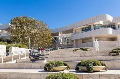 Private Getty Center Tour with Art Historian: 1 Hour