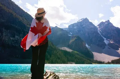 Trasferimento privato da Calgary a Banff o Canmore: SUV Lexus