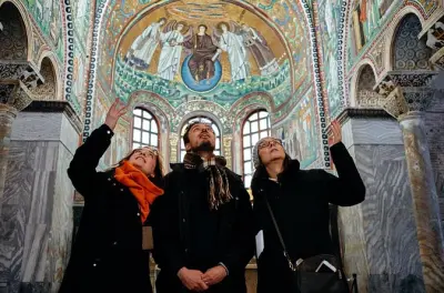Ravenna day trip from Bologna: Dante's Tomb and Byzantine mosaics