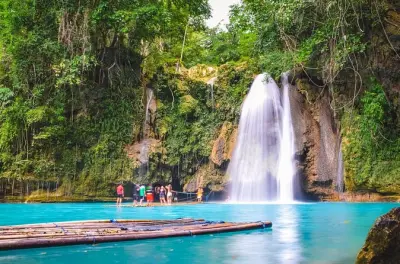 Moalboal Inseln & Kawasan Falls Tour: Schwimmen mit Schildkröten