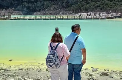 Bandung : Cratère Kawah Putih et sources chaudes en une journée