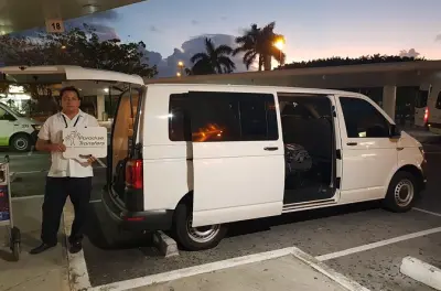 Privater Transfer vom Flughafen Cancun nach Tulum: Einfachfahrt