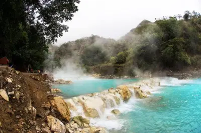 Grutas de Tolantongo saindo de Querétaro: Piscinas termais e trilhas