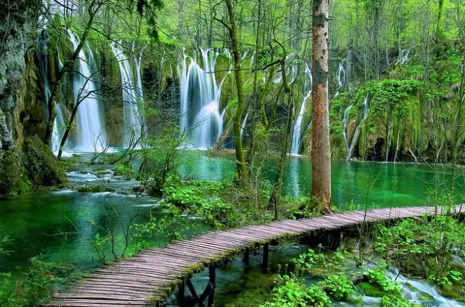 Plitvicer Seen Nationalpark ab Zadar: UNESCO-Welterbe
