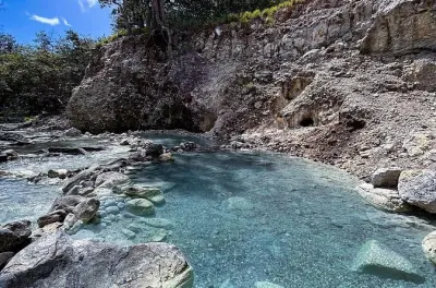 Santa Maria Hike & Hot Springs from Liberia: Thermal pools