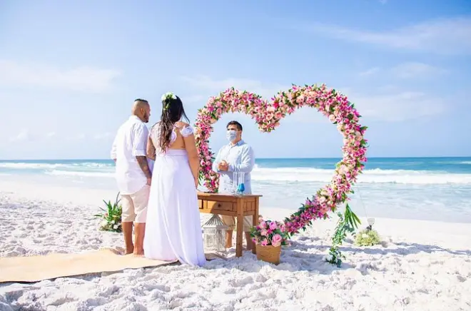 Búzios Beach Wedding Ceremony: Elopement & Vow Renewal