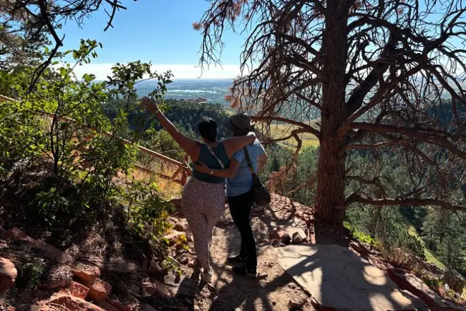 Private Boulder hiking tour: Flatirons & Mallory Cave Trail