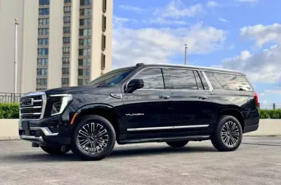 Honolulu Airport to Waikiki Private SUV Transfer Up to 5 Passengers