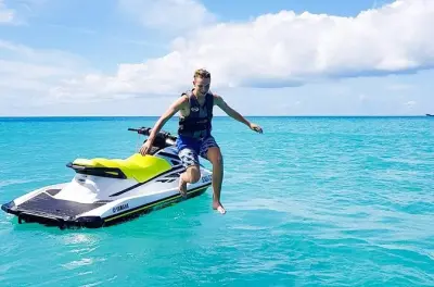 30-Min Jet Ski Tour St. Maarten: Ride Both Coasts