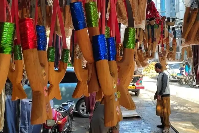 Tour di Peshawar: Moschee mughal e vecchi bazar in un giorno