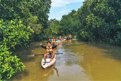 Kayak dans la lagune Manialtepec depuis Puerto Escondido