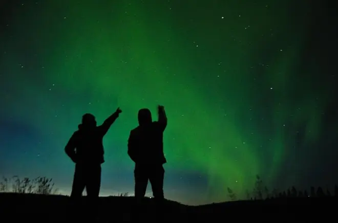 Aurora Snowshoe Hike in Tromsø: Search for Northern Lights