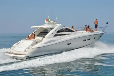 Private Yacht Hire Algarve: Champagne Cruise with Watersports