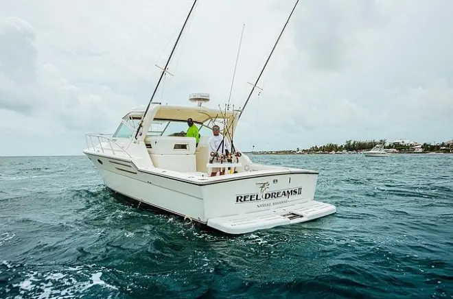 Mergulho com snorkel em New Providence: Charter privado de 12 metros