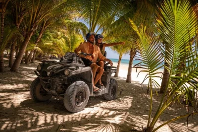 Viva a emoção na riviera maya com passeios de atv ou lancha rápida, explore os manguezais e depois relaxe no maroma beach club. inclui transporte e guia local.