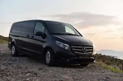 Chefchaouen to Tangier private transfer: Air-conditioned minivan