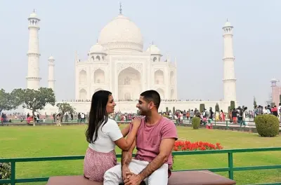 Taj Mahal Sonnenaufgangstour ab Agra: Privater Guide, drei Monumente