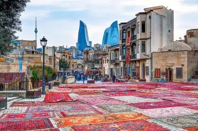 4-Day Baku Tour: Airport Pickup, Old City & Mud Volcanoes