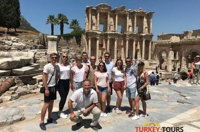 Da Kusadasi a Efeso con visita a Biblioteca e Casa della Vergine