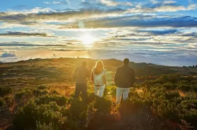 Sunrise Jeep Tour: Pico do Arieiro Private Land Rover