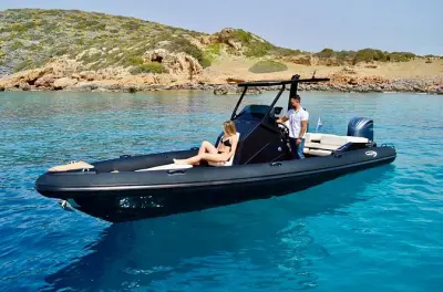 Snorkel na baía de Mirabello: Barco privado com equipamento