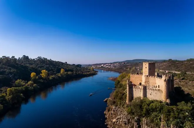 Tomar: Ruta templaria con 2 castillos y paseo en barco por el Tajo