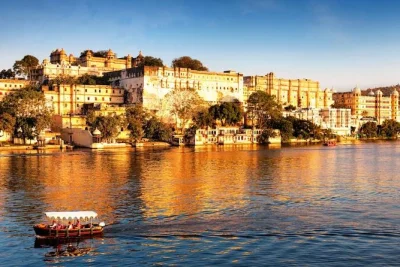 Journey through rajasthan’s palaces, forts, and holy lakes on a private 7-day tour. includes expert guide, air-conditioned car, and hotel pickup. reserve your spot now.