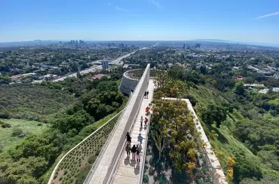 Tour privado de 6 horas por Getty y Griffith Observatory