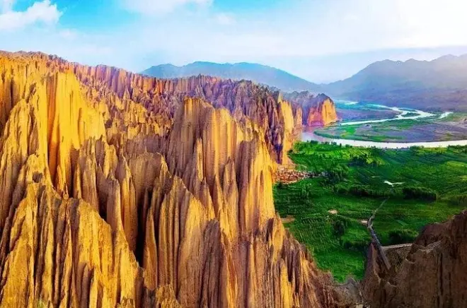 Privattour Lanzhou zum Yellow River Stone Forest