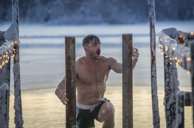Sauna am arktischen See in Rovaniemi mit Abendessen und Bad